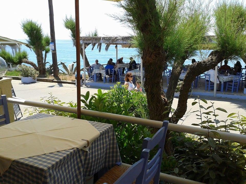 Akrogiali Kyparissia Exteriör bild